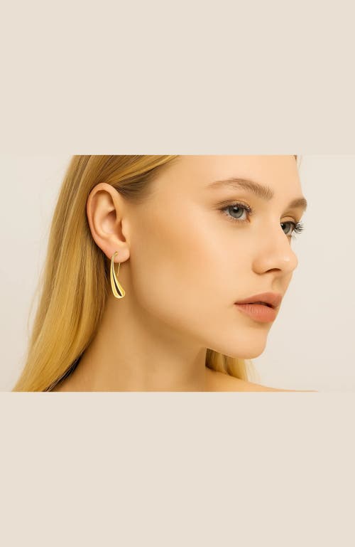 Hollywood Sensation Isabella Eternal Drops Dainty Teardrop Dome Earrings In Gold