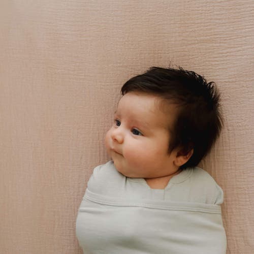 Embe Embé Baby Swaddle Wrap In Pistachio