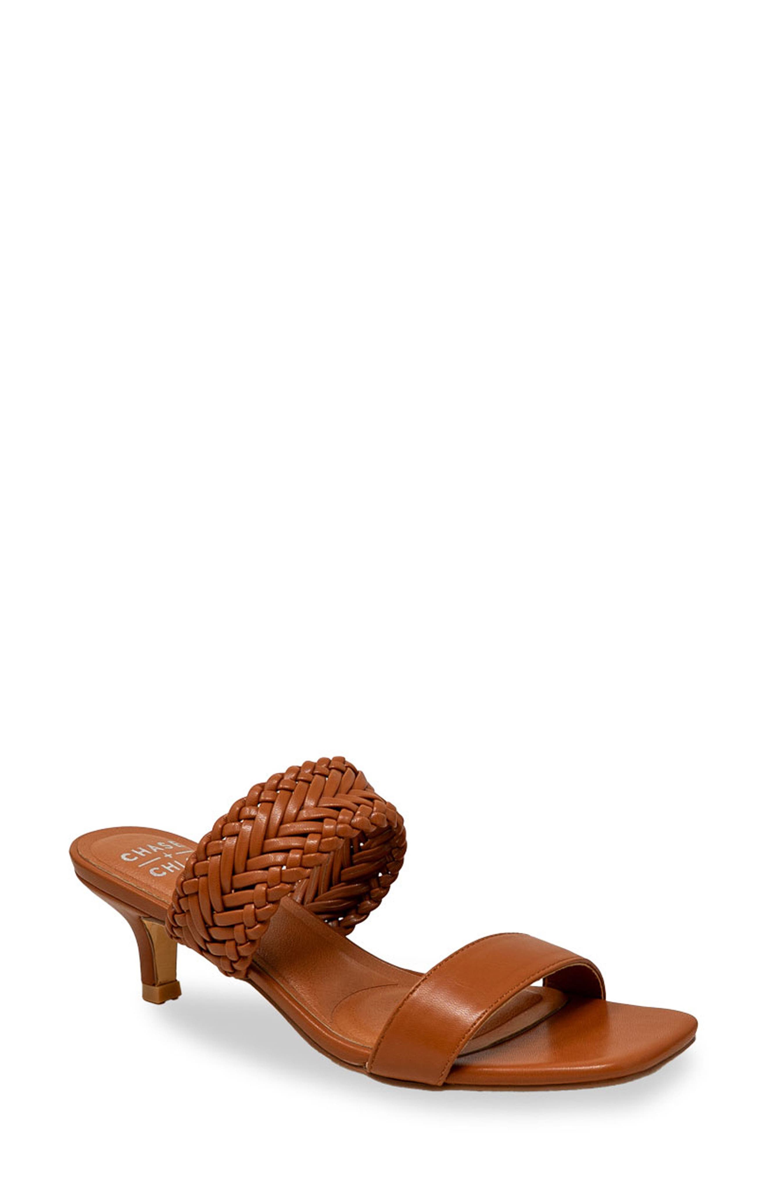  Tan