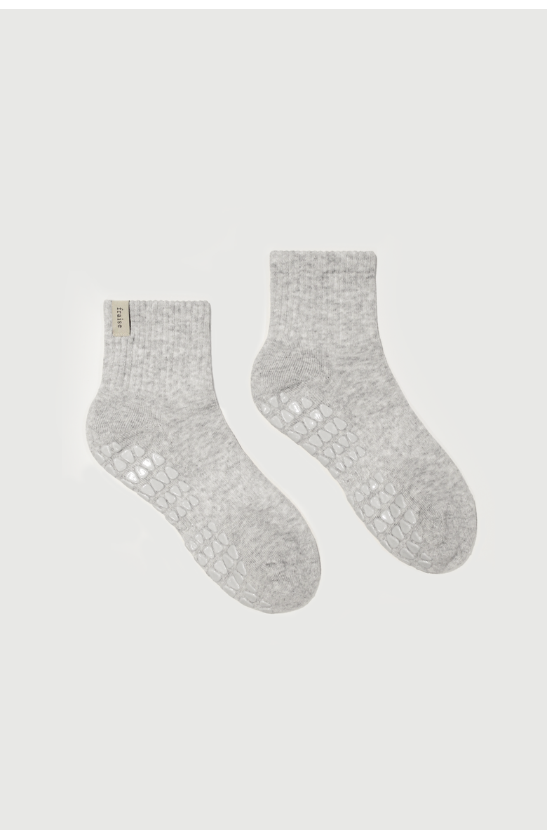 Fraise Heather Grey Quarter Crew Grip Sock, Main, color, Heather Grey