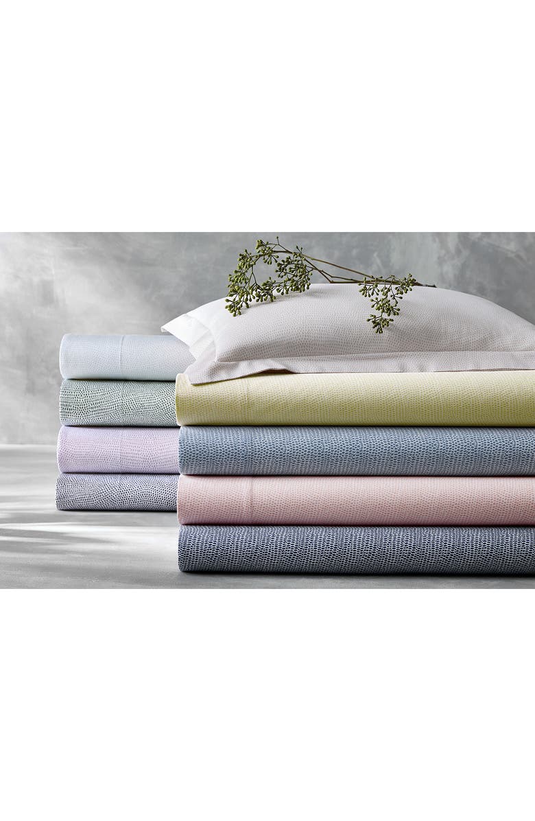 Matouk Jasper Cotton Sateen Fitted Sheet, Alternate, color, Charcoal