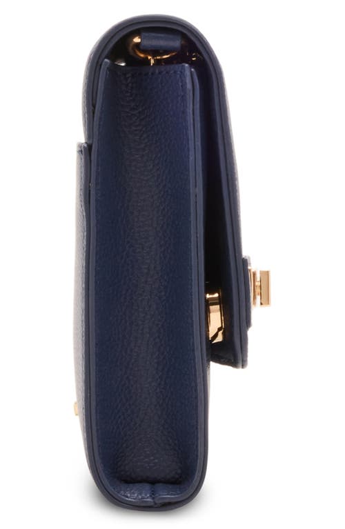 ANNE KLEIN ANNE KLEIN BELTED WALLET ON A CHAIN CROSSBODY BAG