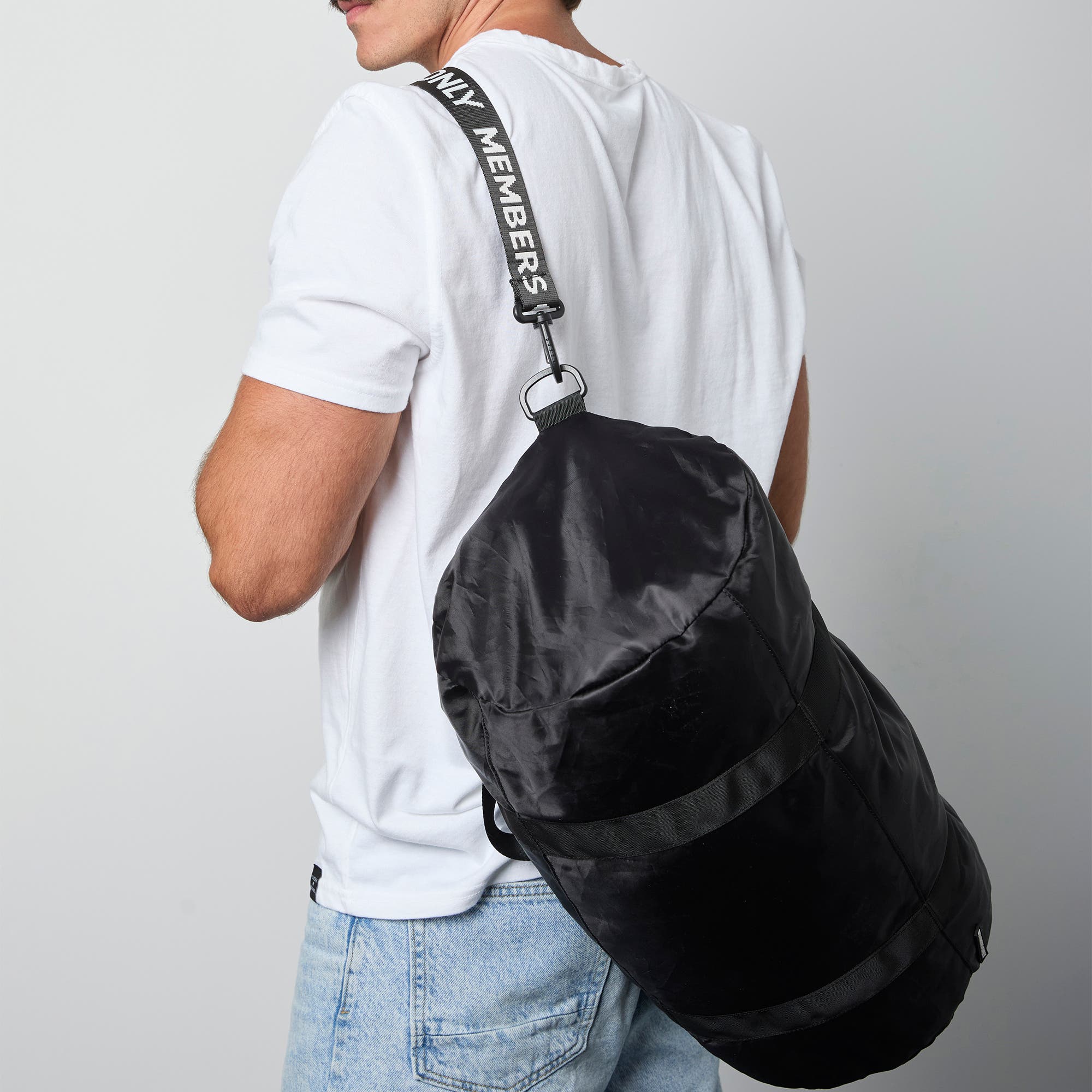 Members Only Lightweight Travel Duffel Bag, Alternate, color, Black