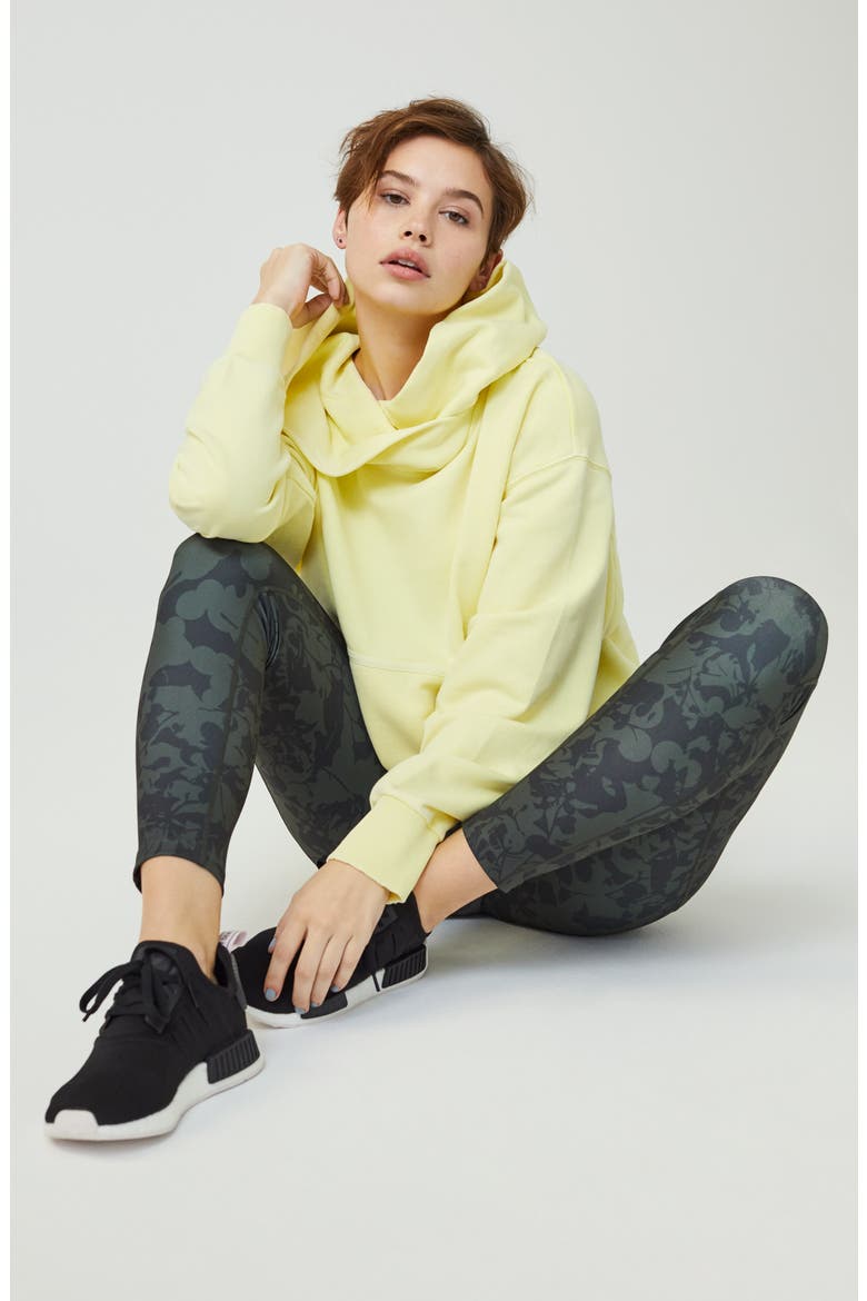 Live In High Waist Pocket Ankle Performance Leggings, Alternate, color, NAVY MEDIEVAL SPOTTED SNAKE