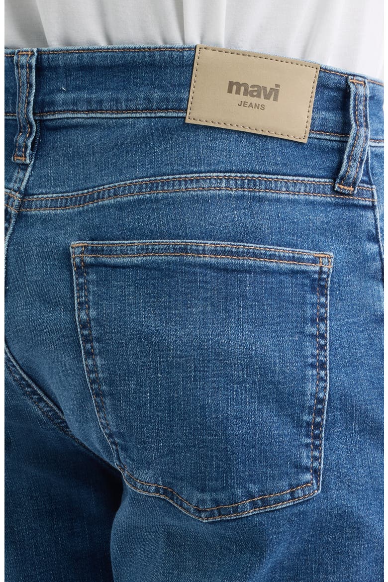Zach Straight Leg Jeans, Alternate, color, MID BRUSHED CLASSIC