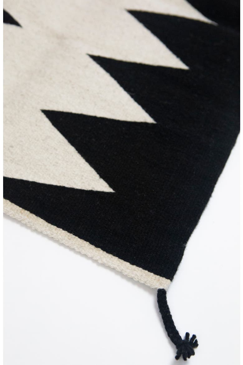 Zapotec Zig Zag Handwoven Flatweave Wool Rug, Alternate, color, Black