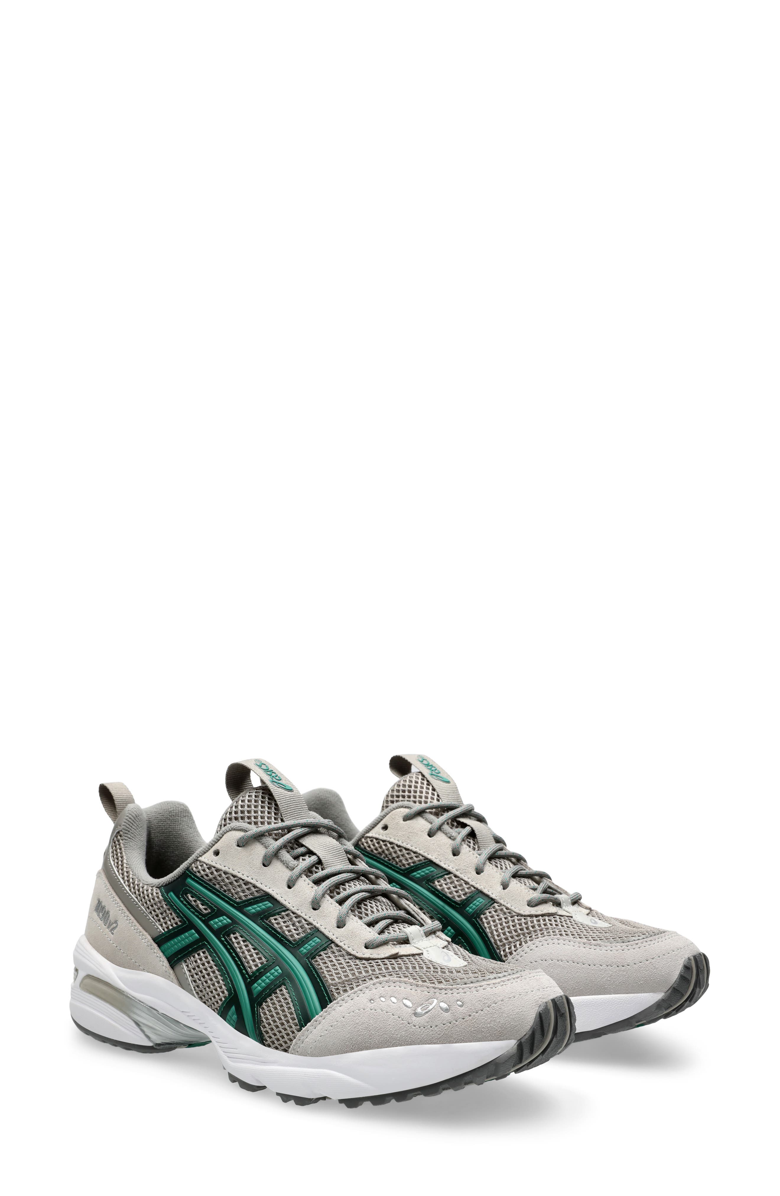ASICS® Gender Inclusive GEL-1090v2 Sneaker