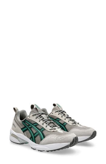 Asics ® Gender Inclusive Gel-1090v2 Sneaker In Gray
