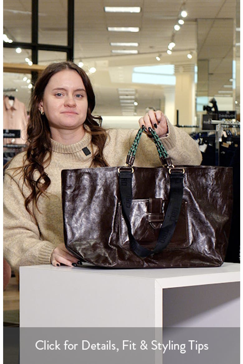 Grande Bateau Leather Tote video