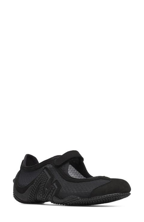 Relay Tour Mary Jane Sneaker