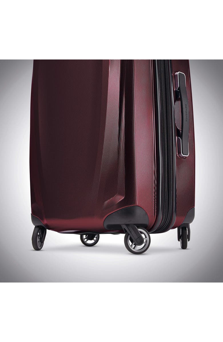 Samsonite Winfield 3 DLX Checked-Medium Spinner, Alternate, color, Burgundy