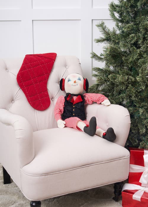 Gallerie Ii Sheldon Snow Doll In Pink