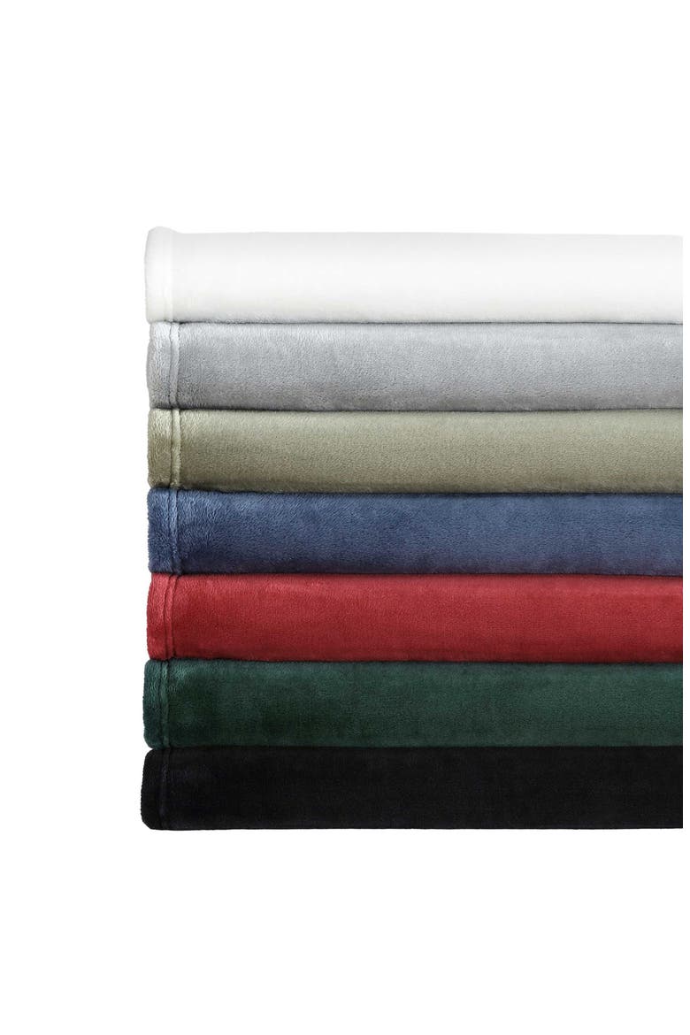 Solid Fleece Throw Blanket, Alternate, color, FERN GREEN
