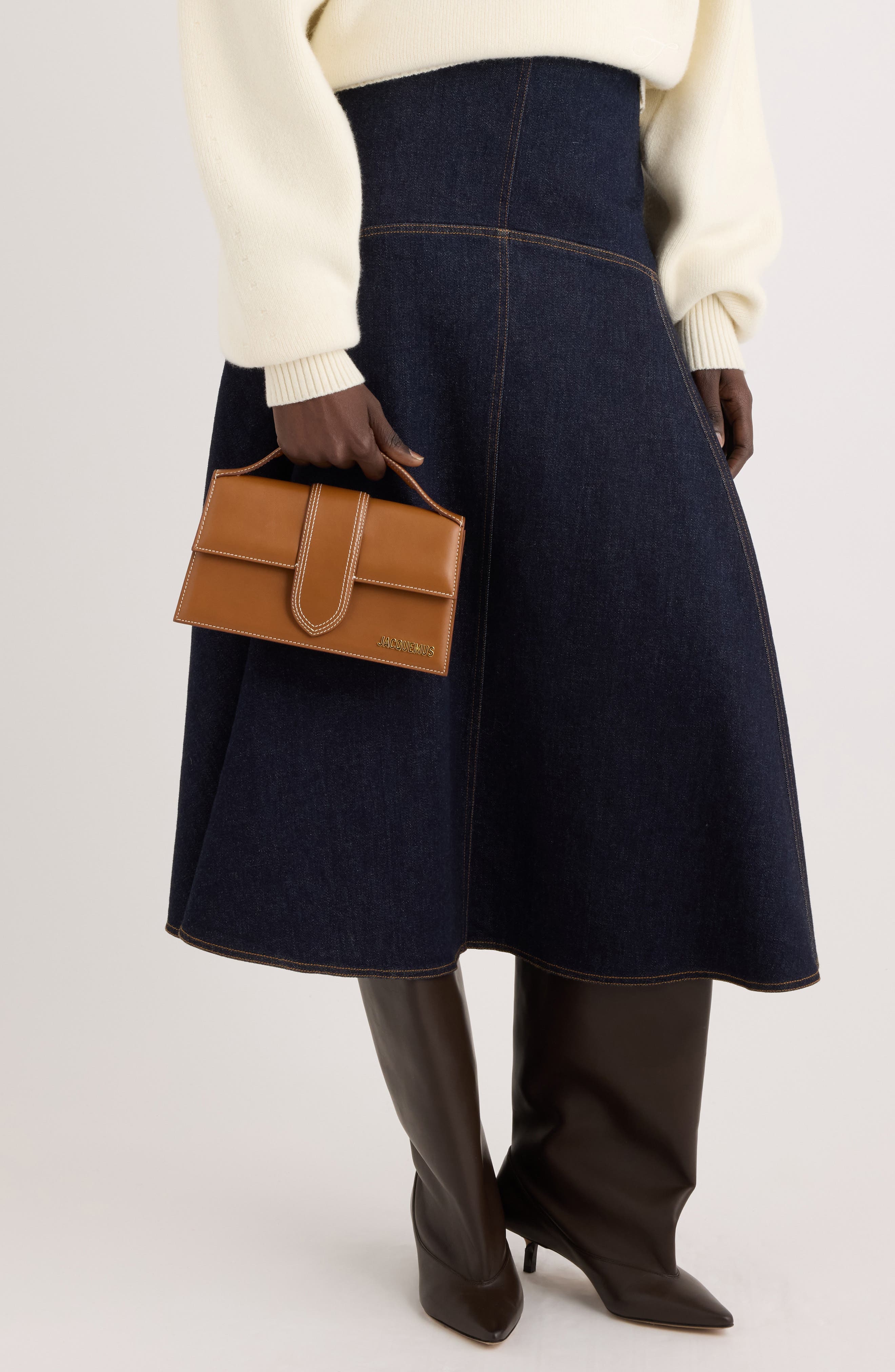 Jacquemus Le Grand Bambino Crossbody Bag, Alternate, color, Light Brown 2 811