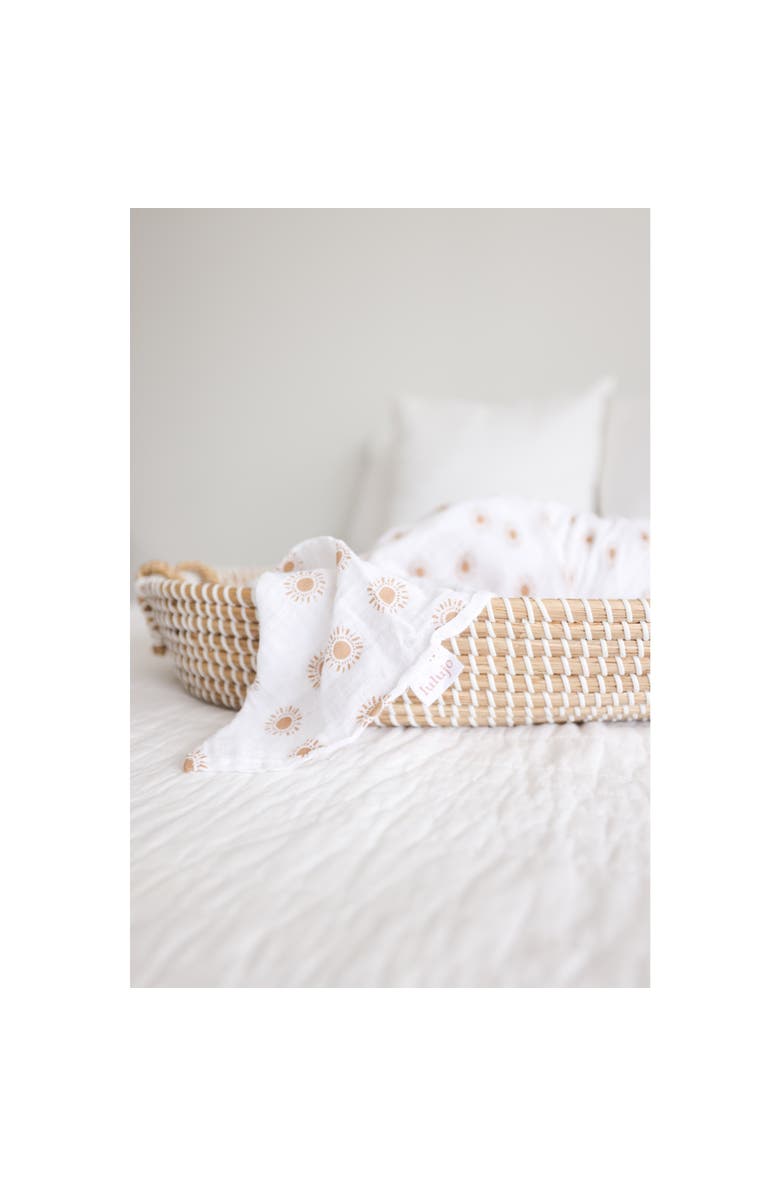 Lulujo Cotton Muslin Swaddle, Alternate, color, Suns