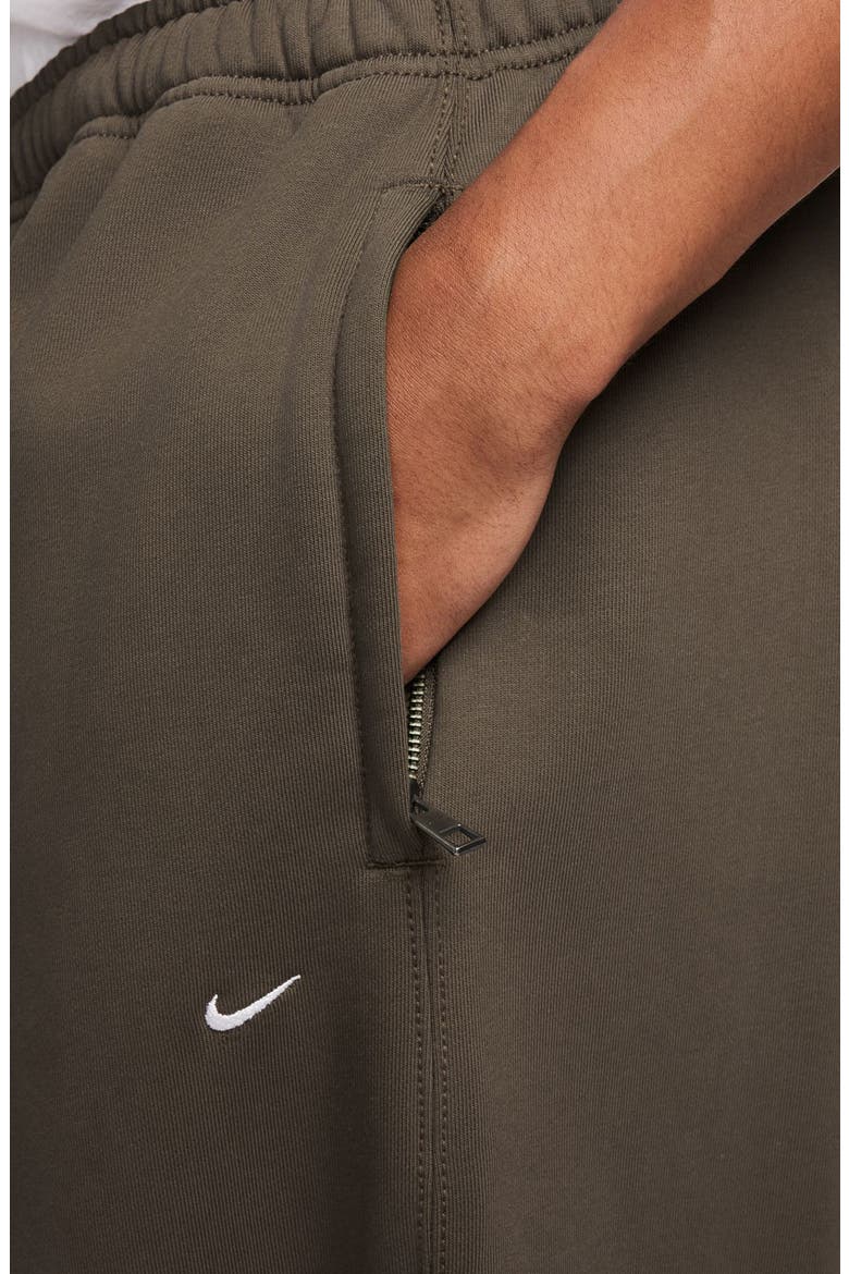 Solo Swoosh Fleece Sweatpants, Alternate, color, DARK HAZEL/ WHITE