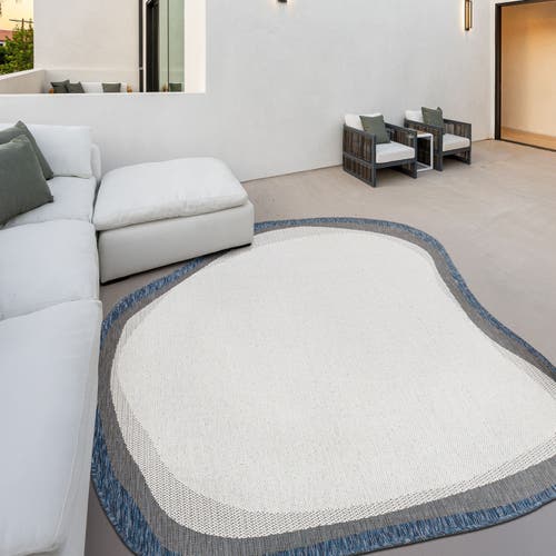 Jonathan Y Wyatt Modern Rustic Abstract Indoor/outdoor Shaped Area Rug In Cream/navy