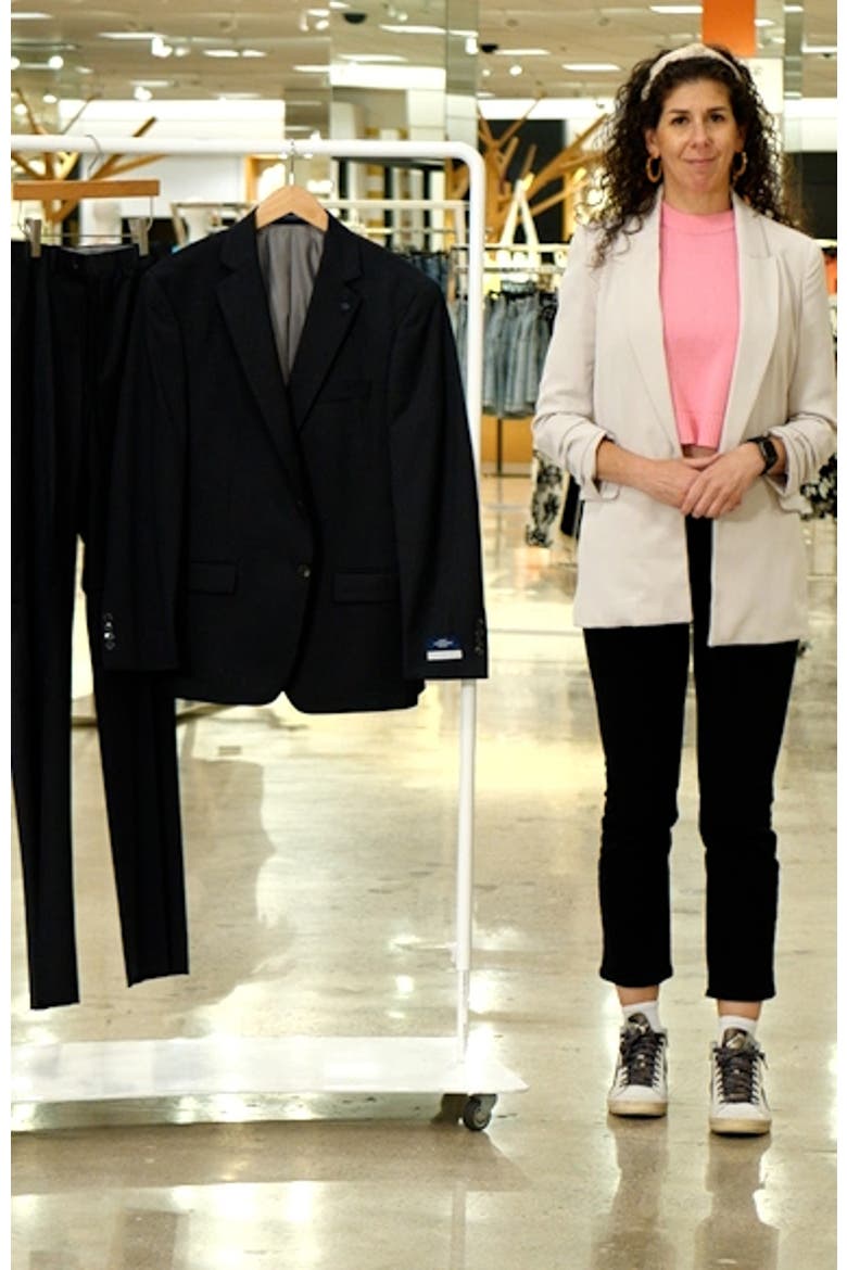 New York Classic Fit Solid Stretch Wool Suit video