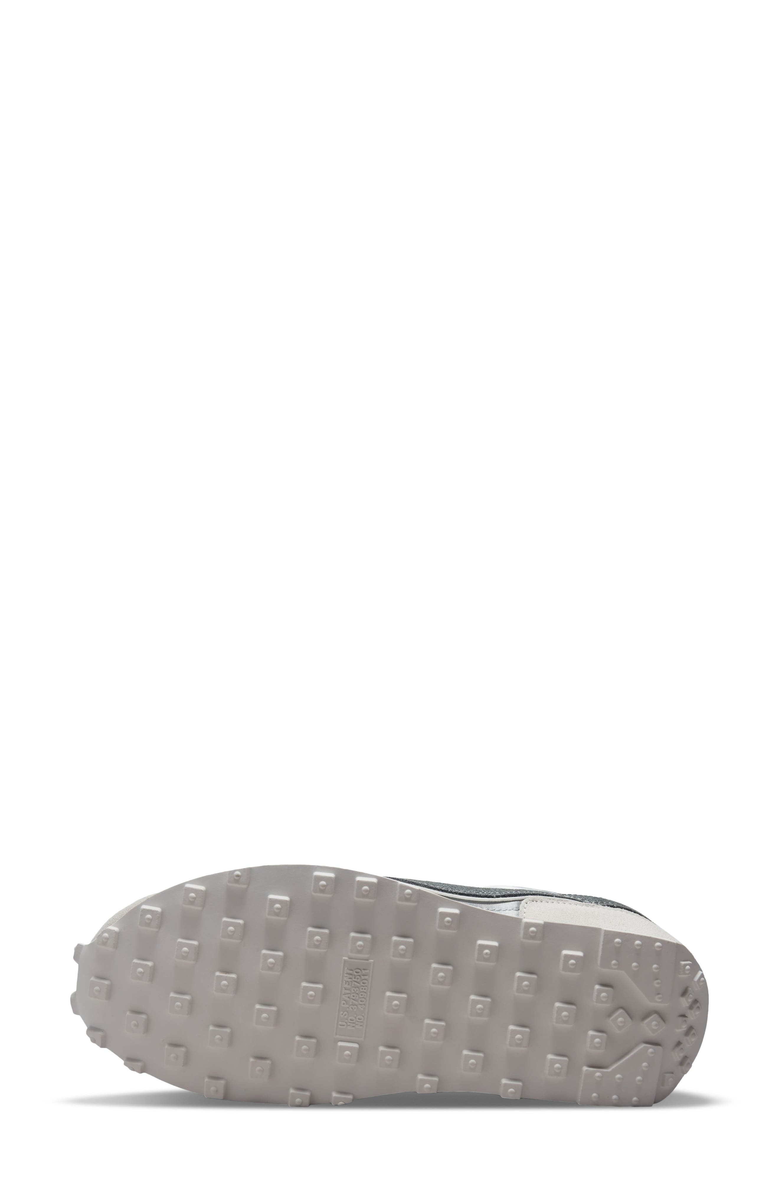 Nike Daybreak SE Sneaker, Alternate, color, 