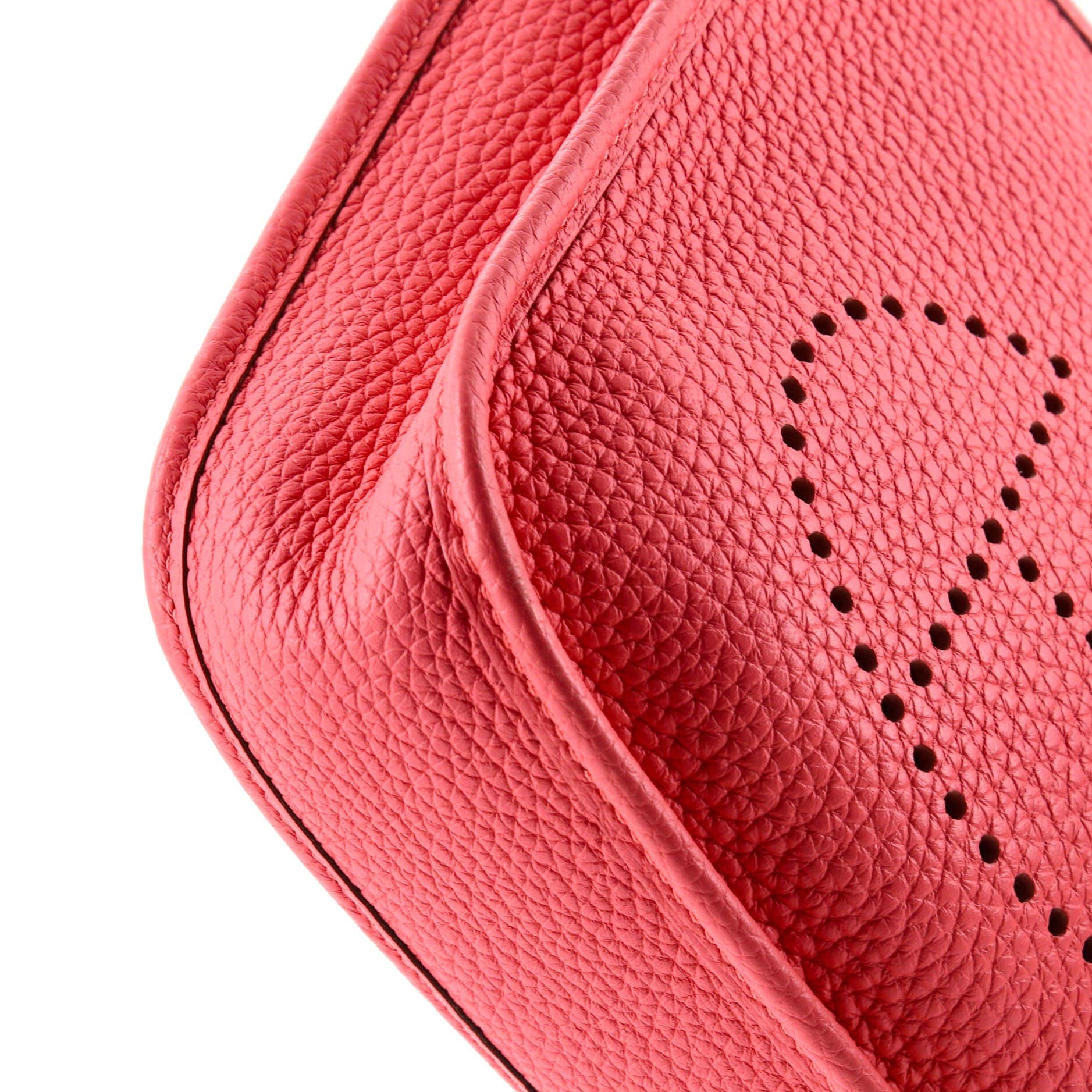 Pre-Owned Hermes Evelyne Bag Gen III Clemence TPM, Alternate, color, 