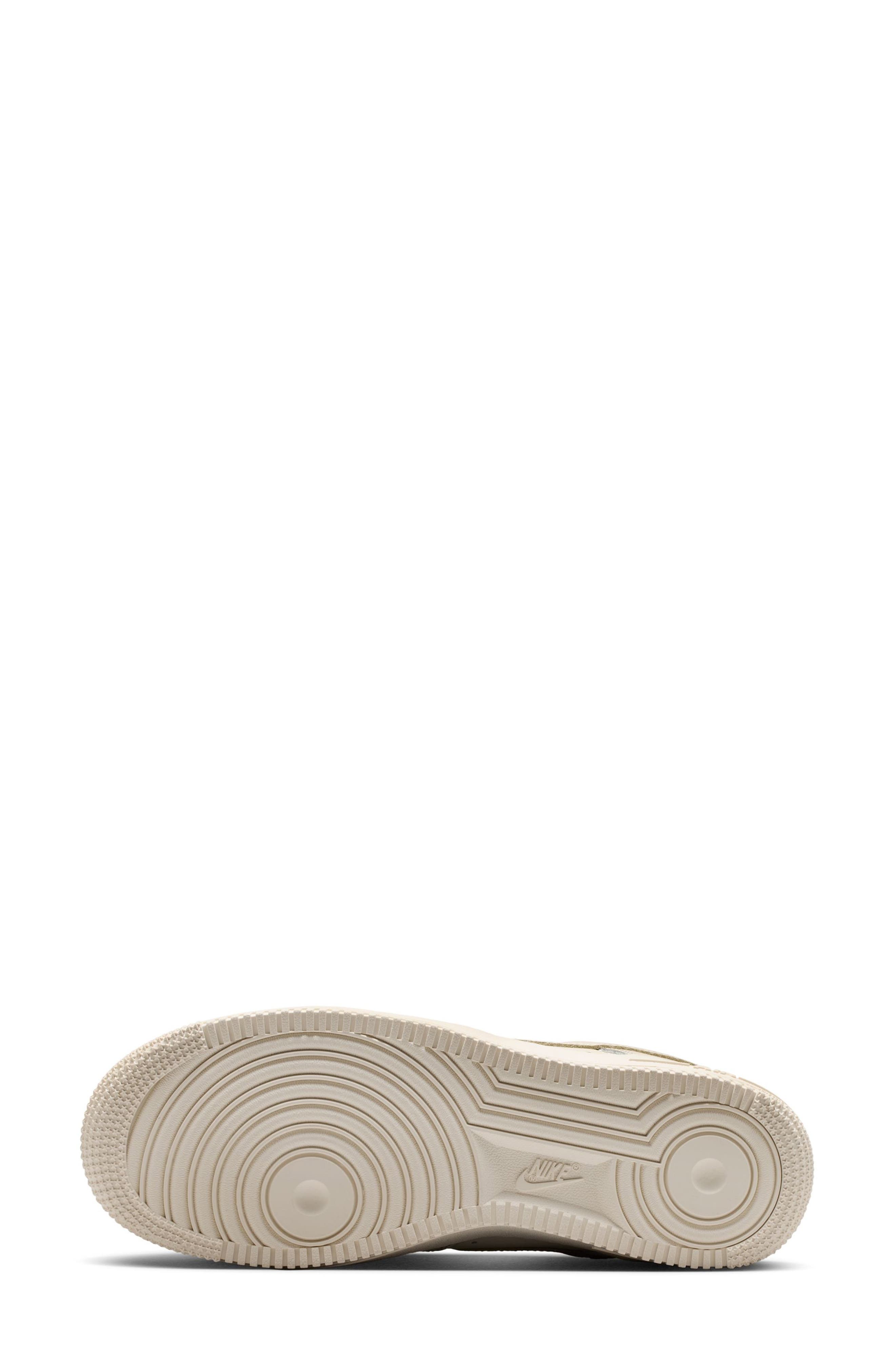 Nike Air Force 1 Retro Premium Basketball Sneaker, Alternate, color, 
