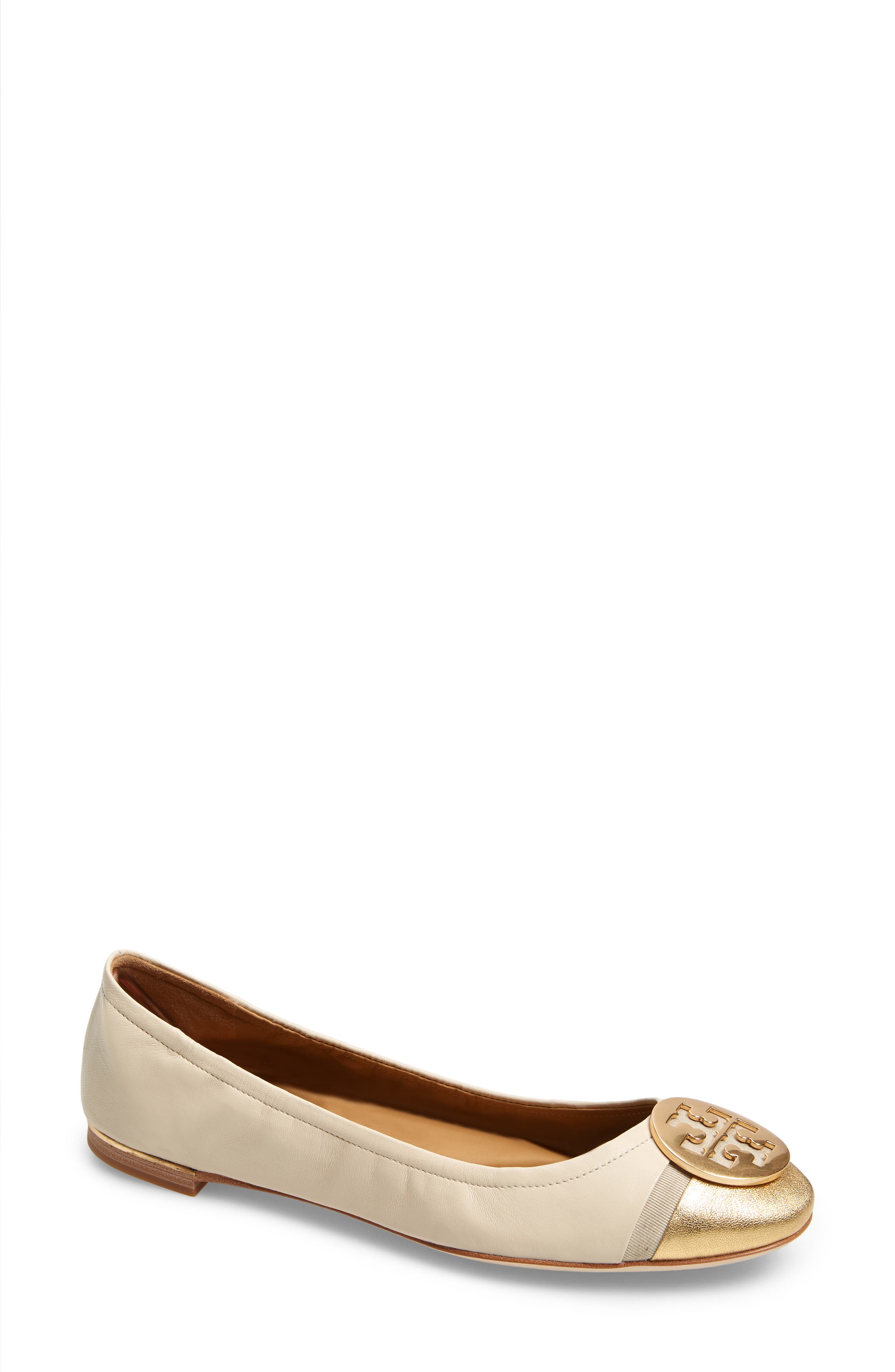 Tory Burch Minnie Logo Medallion Cap Toe Ballet Flat, Main, color, Dulce De Leche / Gold
