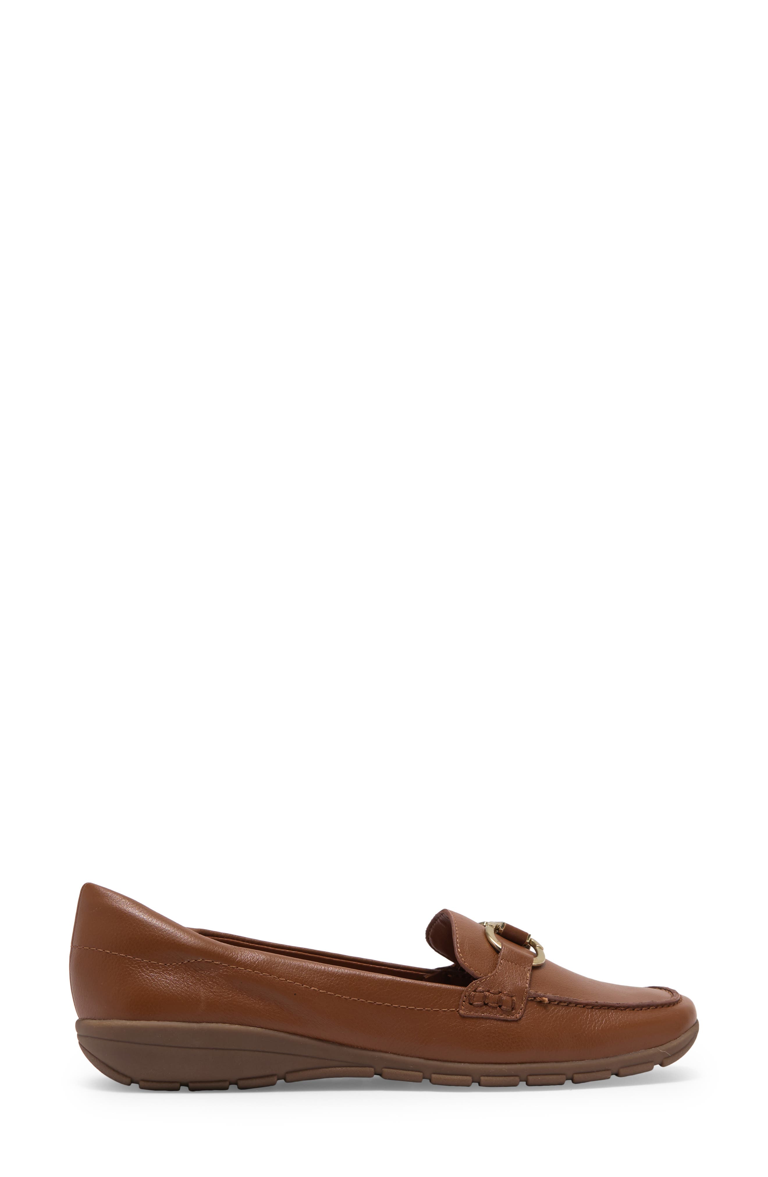 Avienta Loafer, Alternate, color, NATURAL