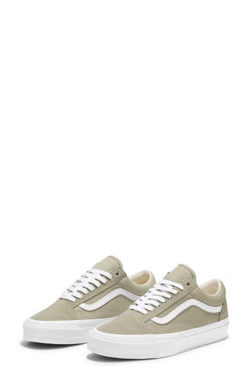 Vans Old Skool Low Top Sneaker In Green