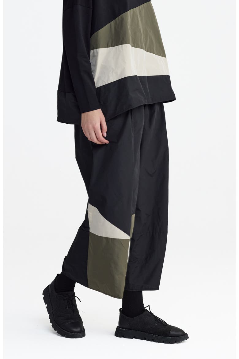 Brooklyn Cropped Graphic Pants, Alternate, color, Black