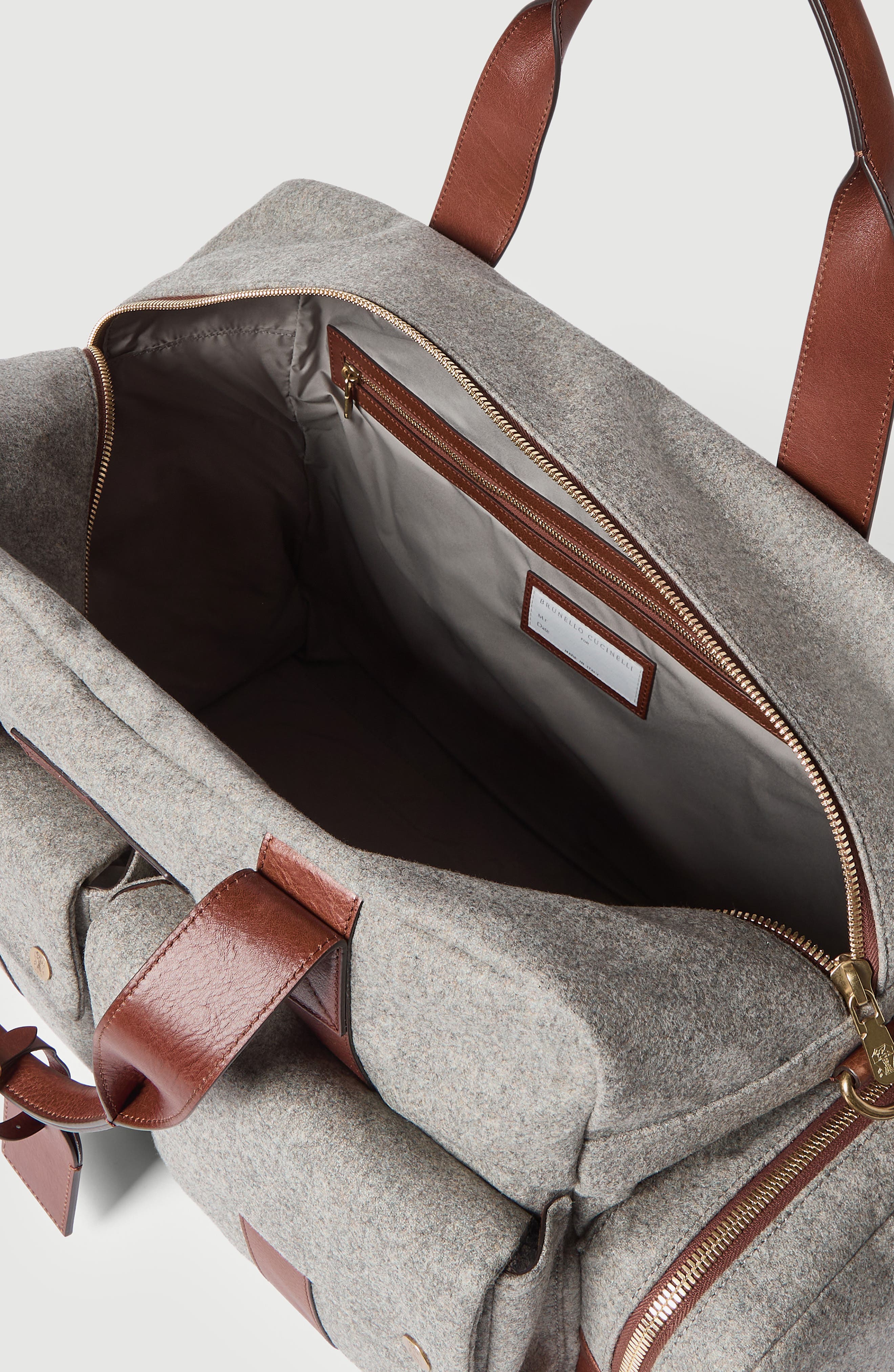 Brunello Cucinelli Virgin wool, alpaca and cashmere flannel leisure bag with grained calfskin inserts, Alternate, color, Medium Grey