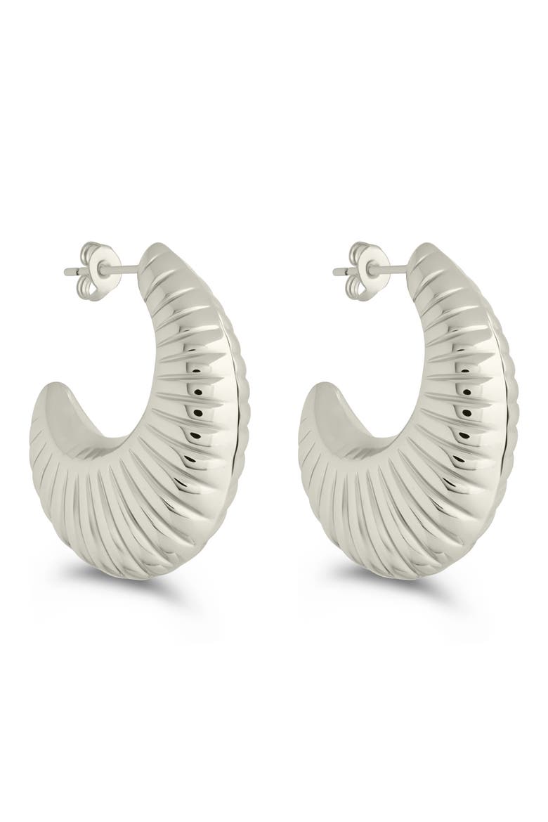 Flora Ribbed Huggie Hoop Earrings, Main, color, SILVER