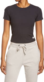 Vuori Pose Fitted Tee