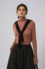 JUANA Ossa Knitted Hemp Turtleneck
