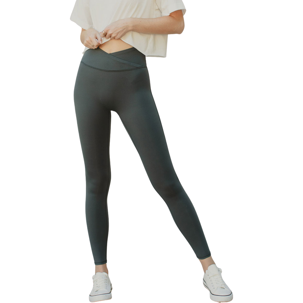 Kancan Karina Mid Rise Active Leggings In Green