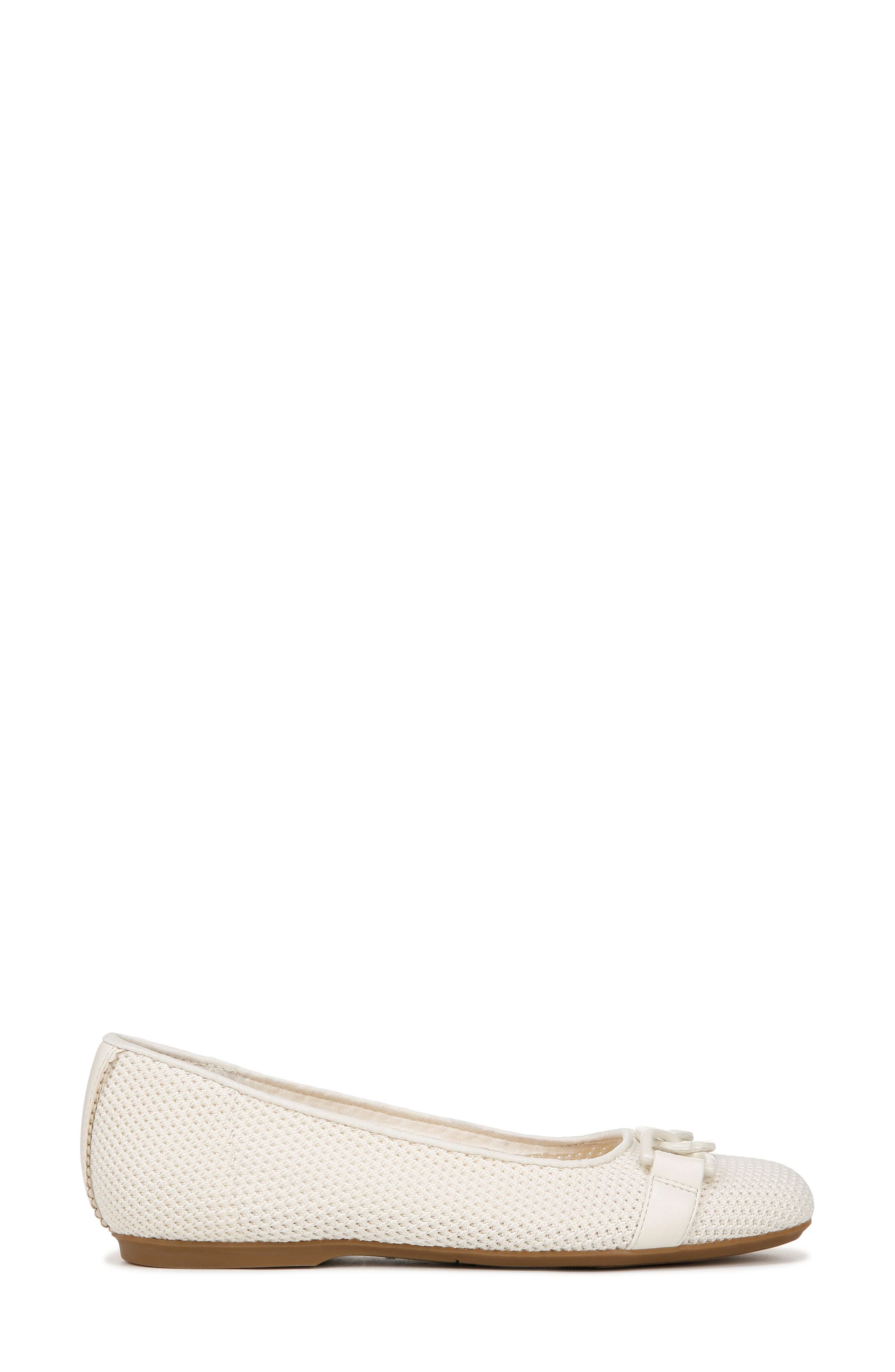 Wexley Chain Detail Flat, Alternate, color, OFF WHITE