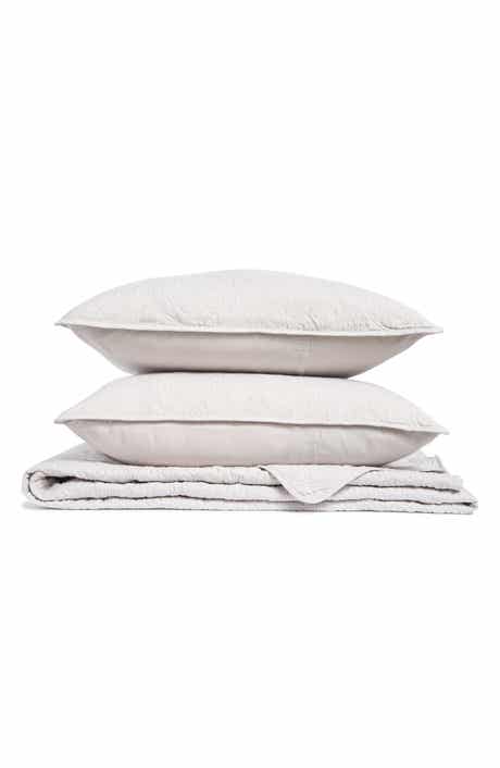 ARTISAN 34 Medallion Embroidered Comforter & Pillow Sham Set