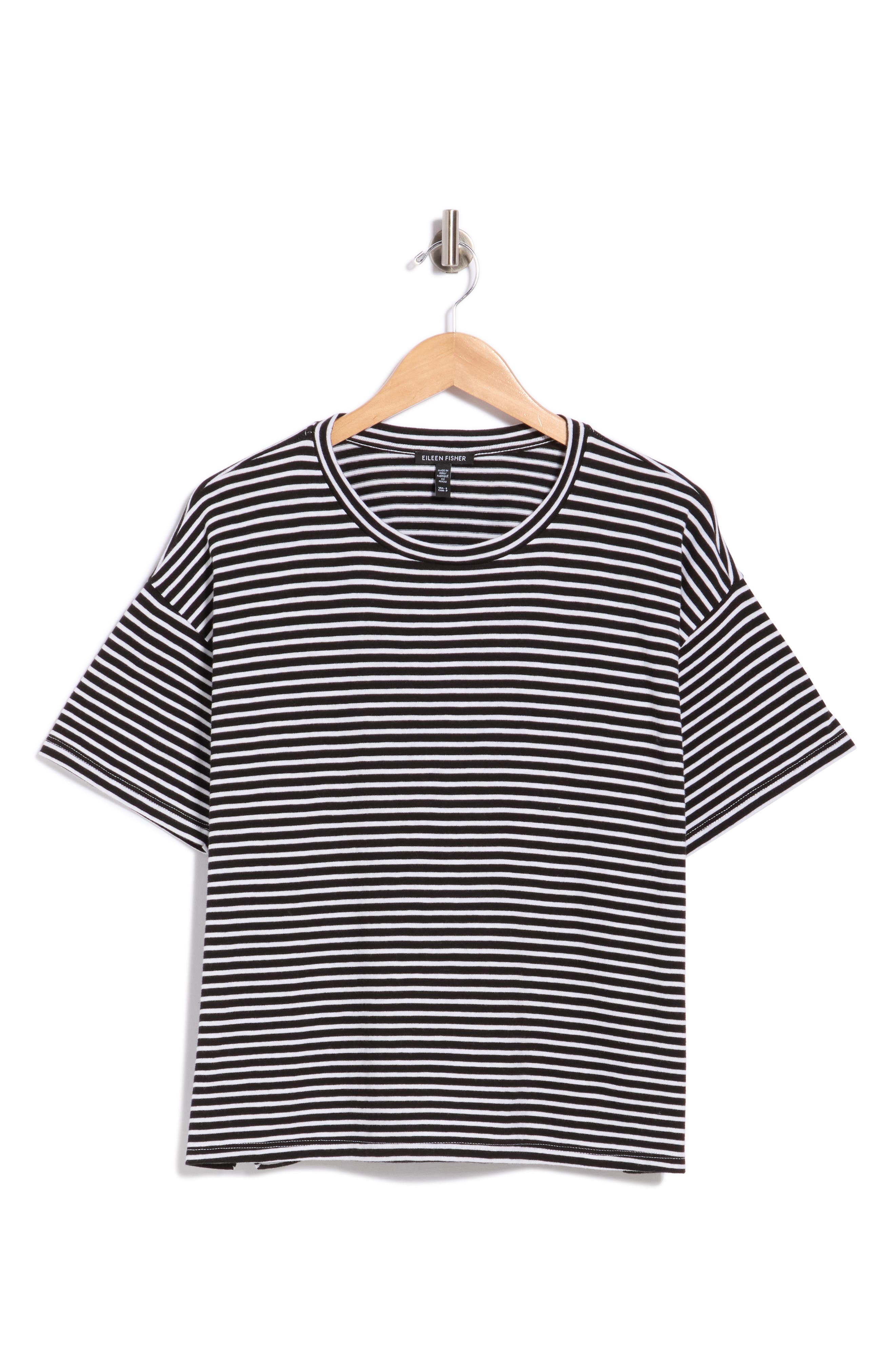 selected BLACK/ WHITE