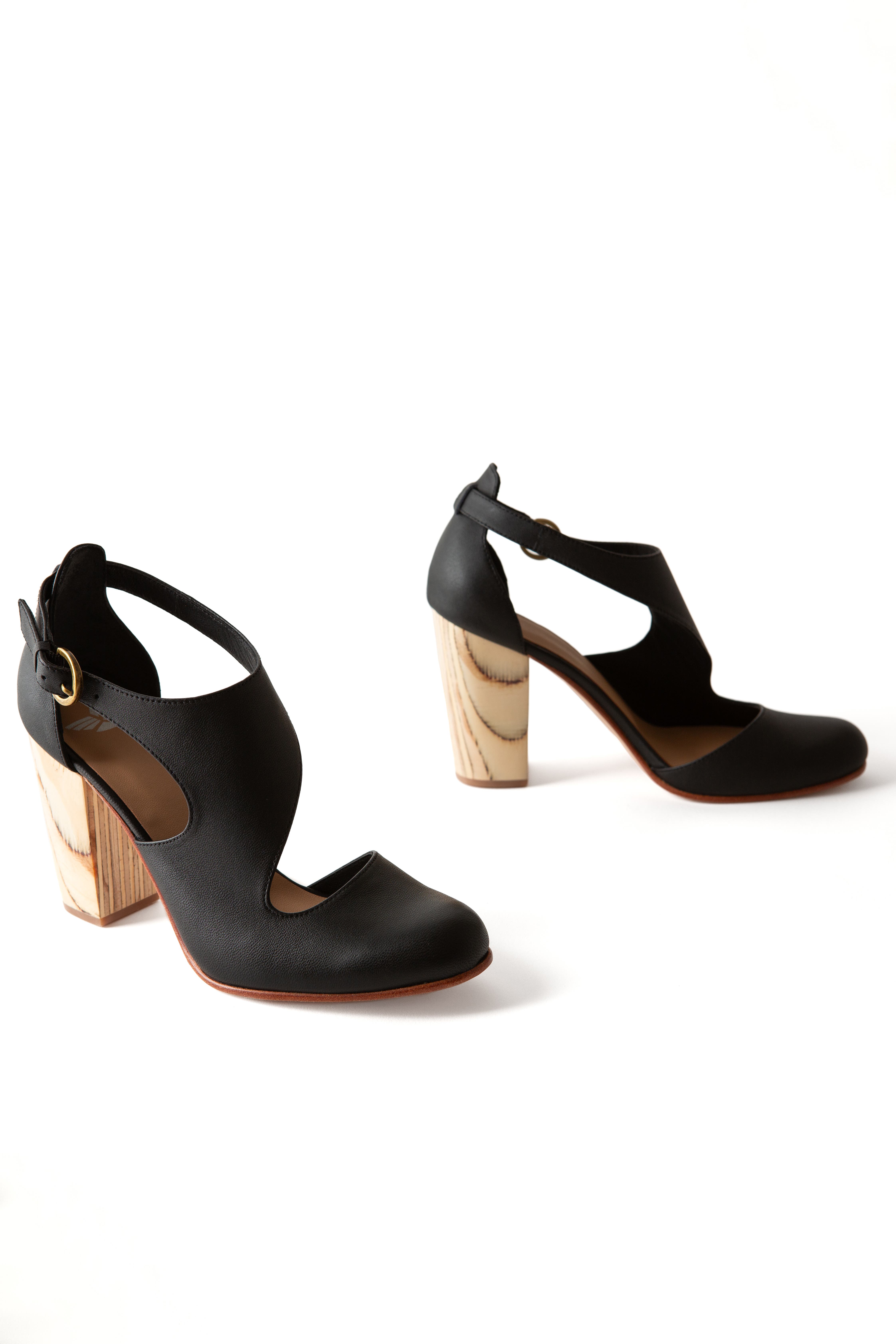 Fortress Luna Naya Asymmetric Cutout Pump, Alternate, color, Black