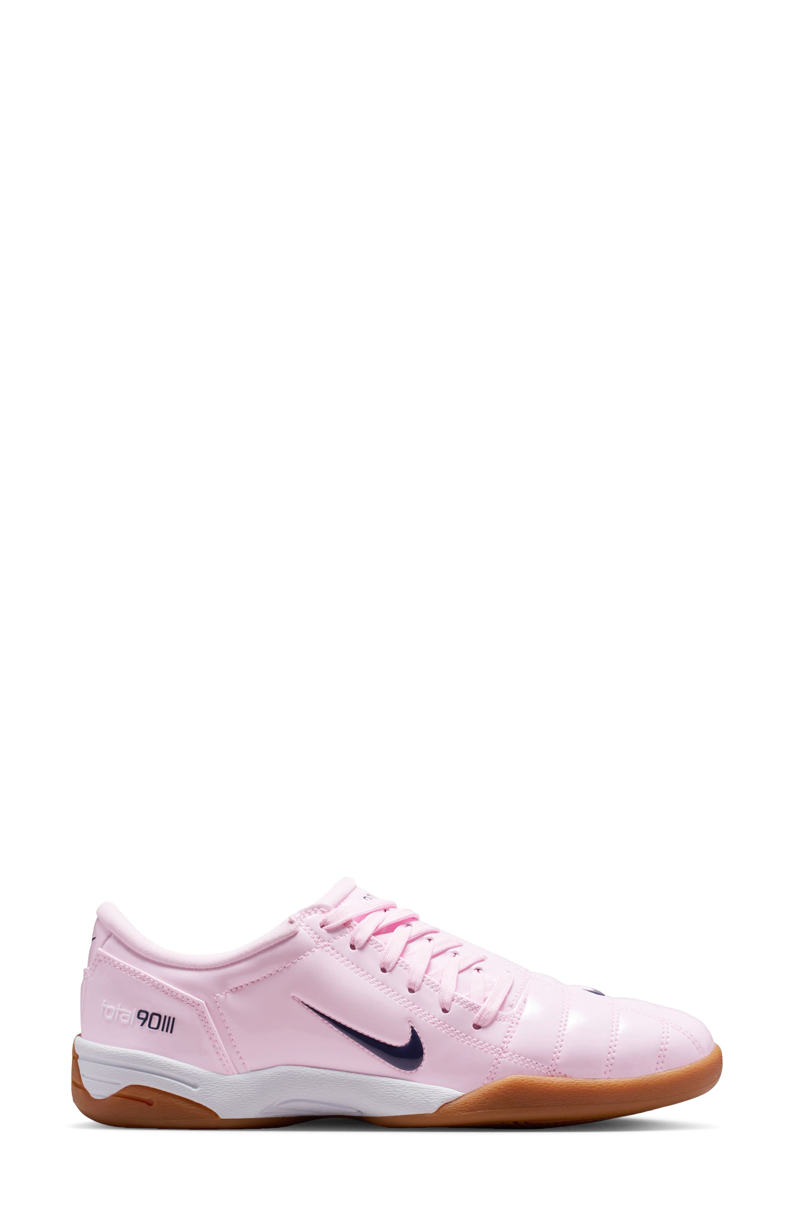 Total 90 Soccer Sneaker - image 2