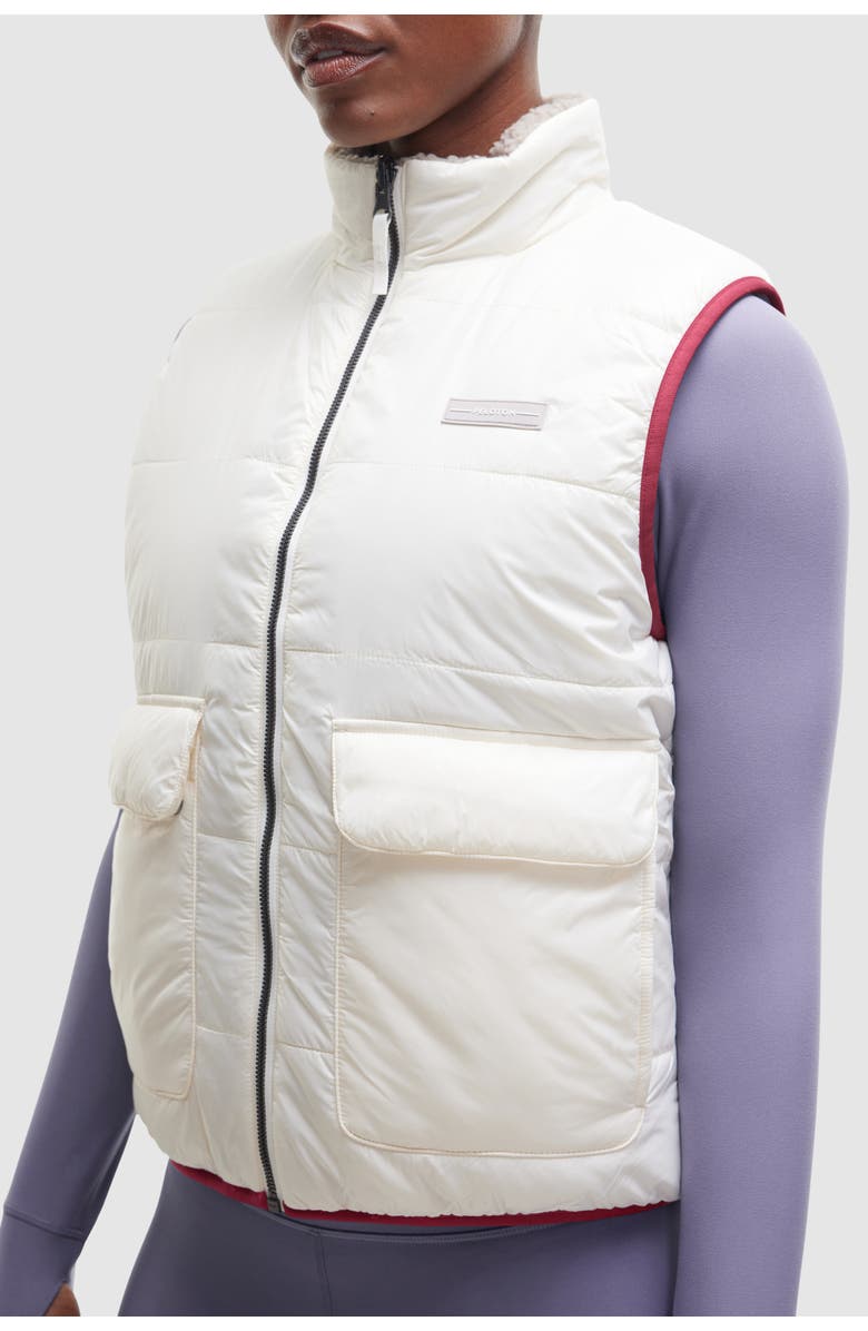 Peloton Cozy Fleece Reversible Vest, Alternate, color, Pearl
