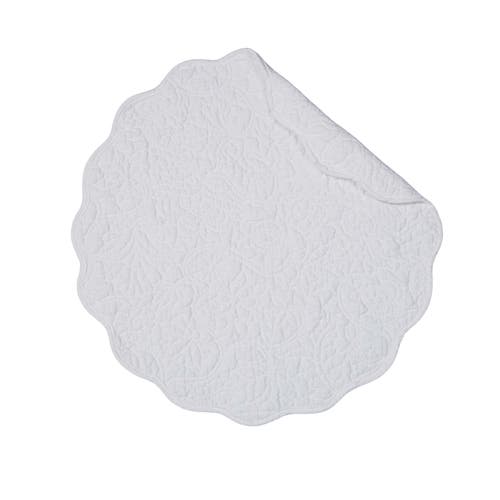 C & F Home C&f Home Christiana White Reversible Machine Washable Round Scallop Quilt Placemats Set Of 6 In White