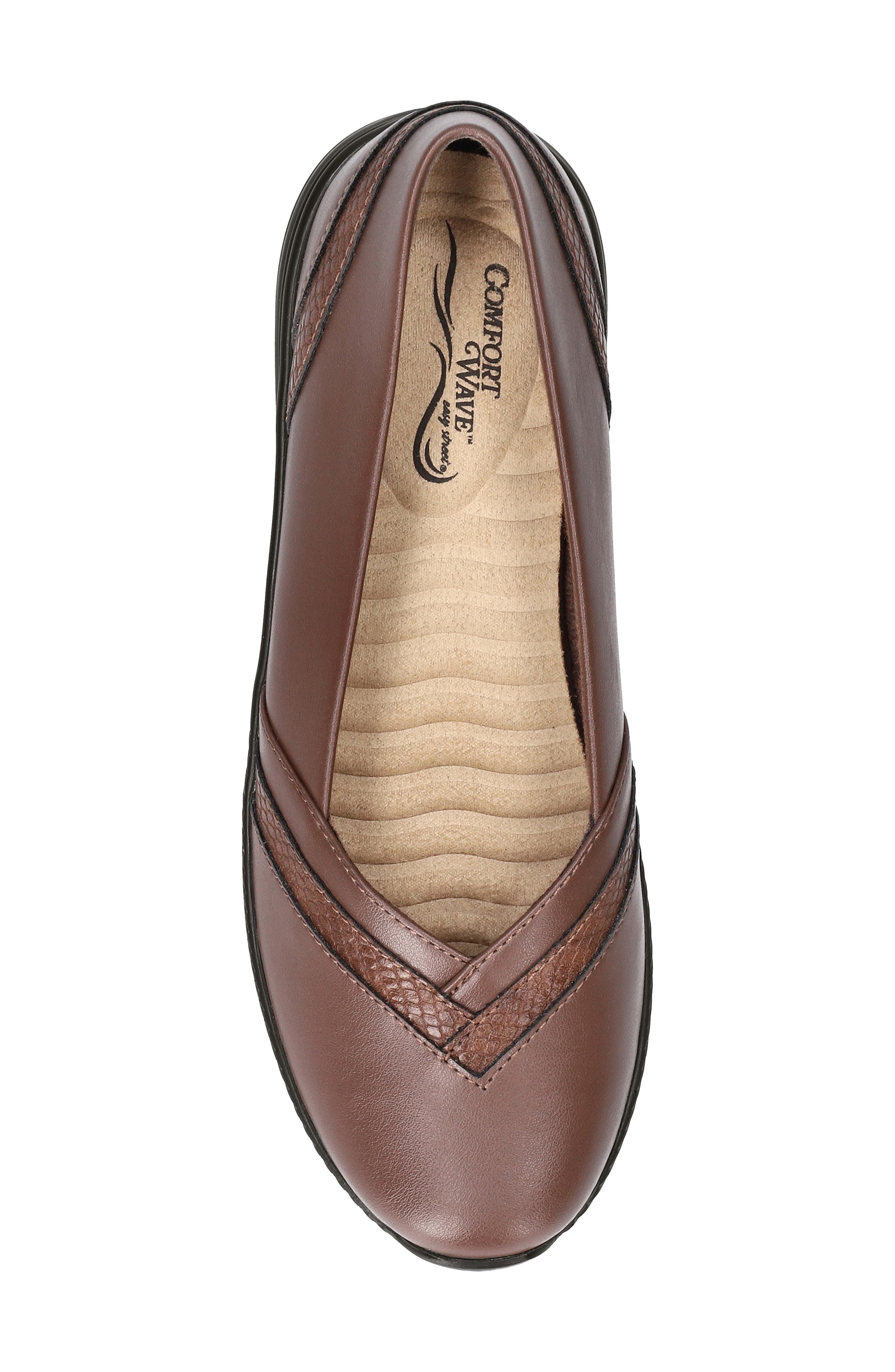 EASY STREET Kiera Flat - Wide Width Available, Alternate, color, 