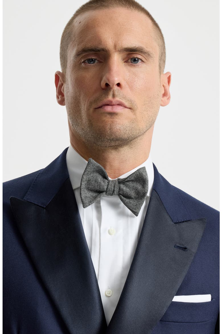 Wool, silk and cashmere lightweight flannel bow tie, Alternate, color, Dark Grey