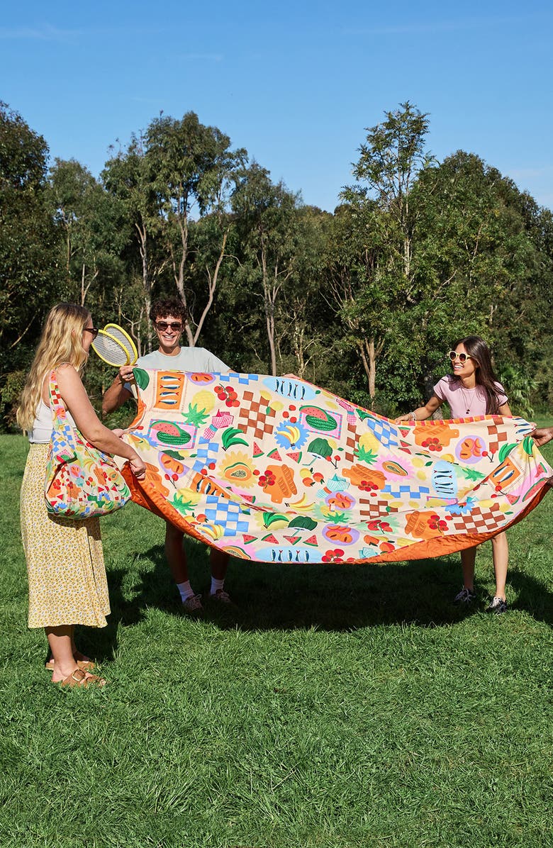 DOCK AND BAY Picnic Blanket, Alternate, color, Supper Club