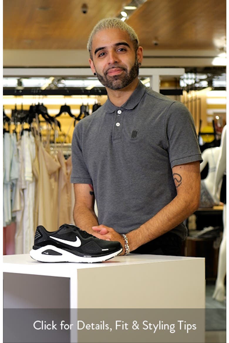 Structure 26 SE Running Shoe video