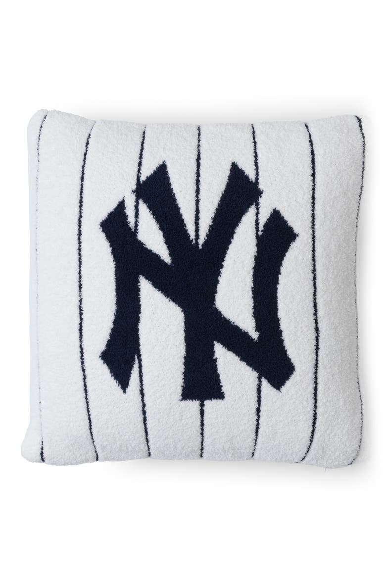 CozyChic® New York Yankees Accent PIllow, Main, color, YANKEES MULTI