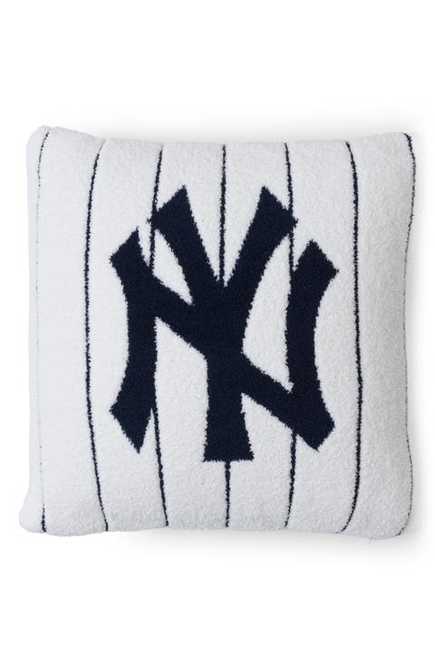 CozyChic® New York Yankees Accent PIllow