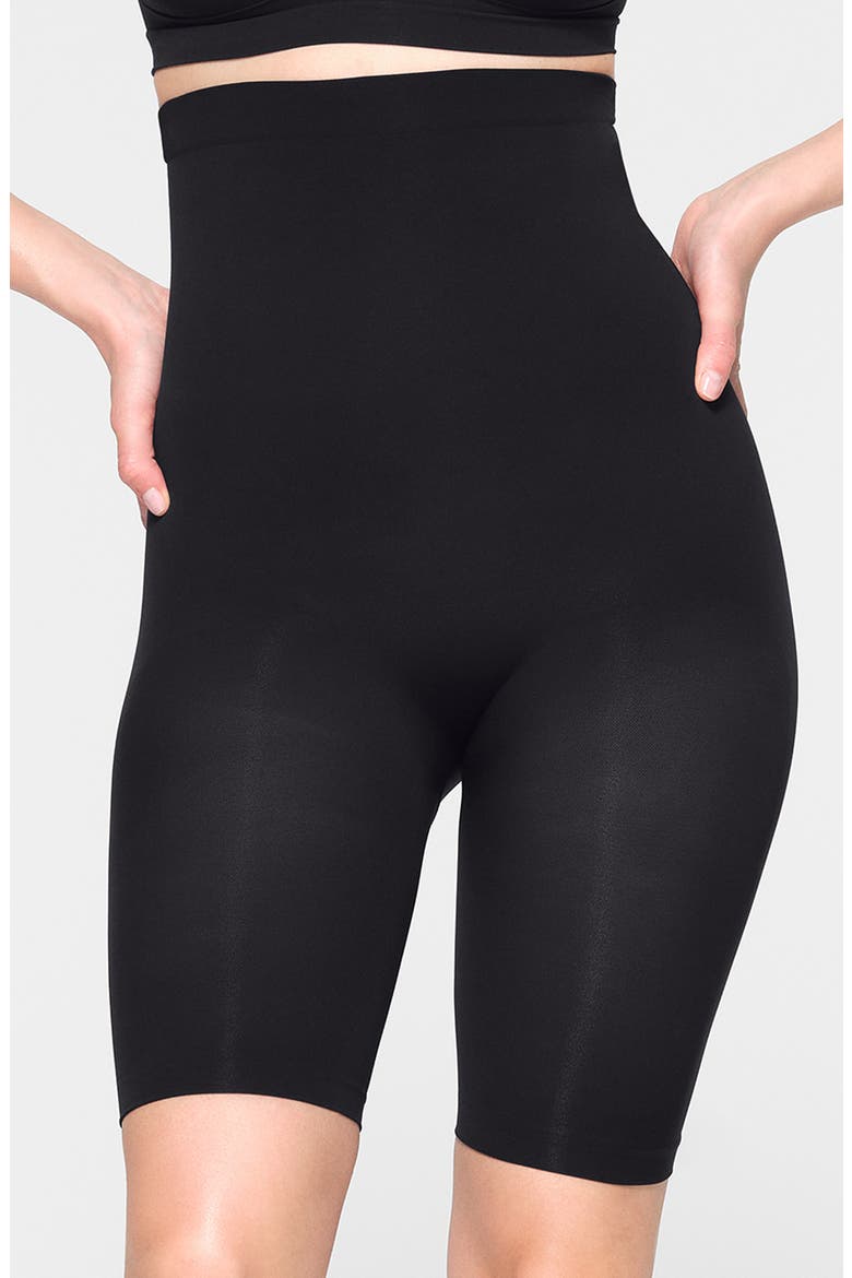 Seamless Sculpt High Waist Shorts, Main, color, ONYX