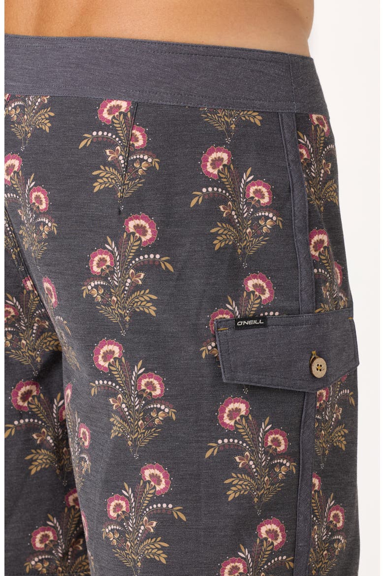 Lineup 18 Board Shorts, Alternate, color, BLACK