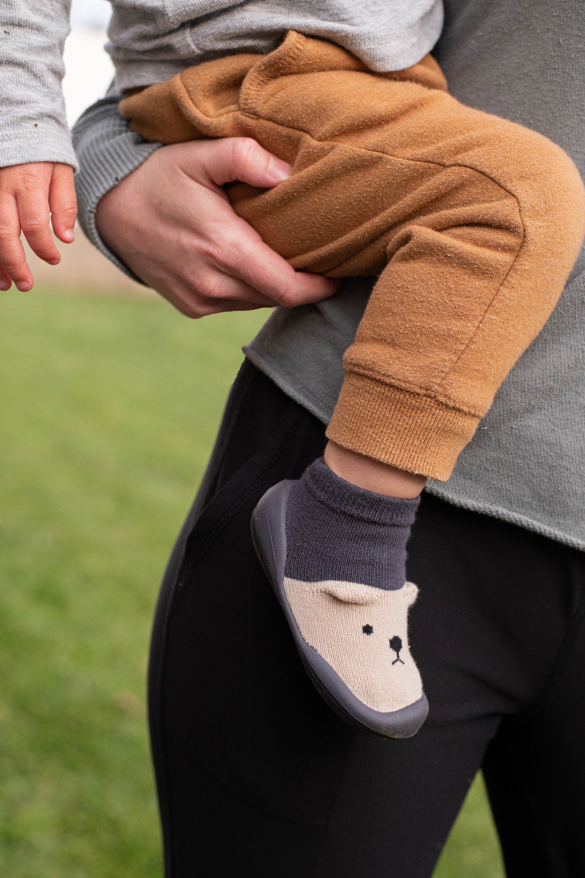 Komuello Toddler Boy Sock Shoes - Little Cub, Alternate, color, Little Cub